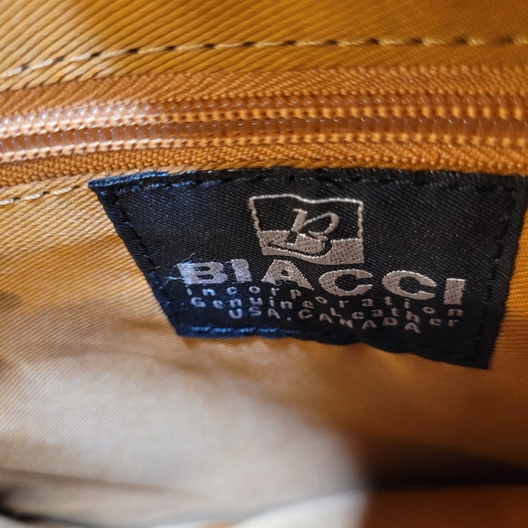 BIACCI HAND PAINTED CROSSBODY Leather PURSE - Picture 12 of 12